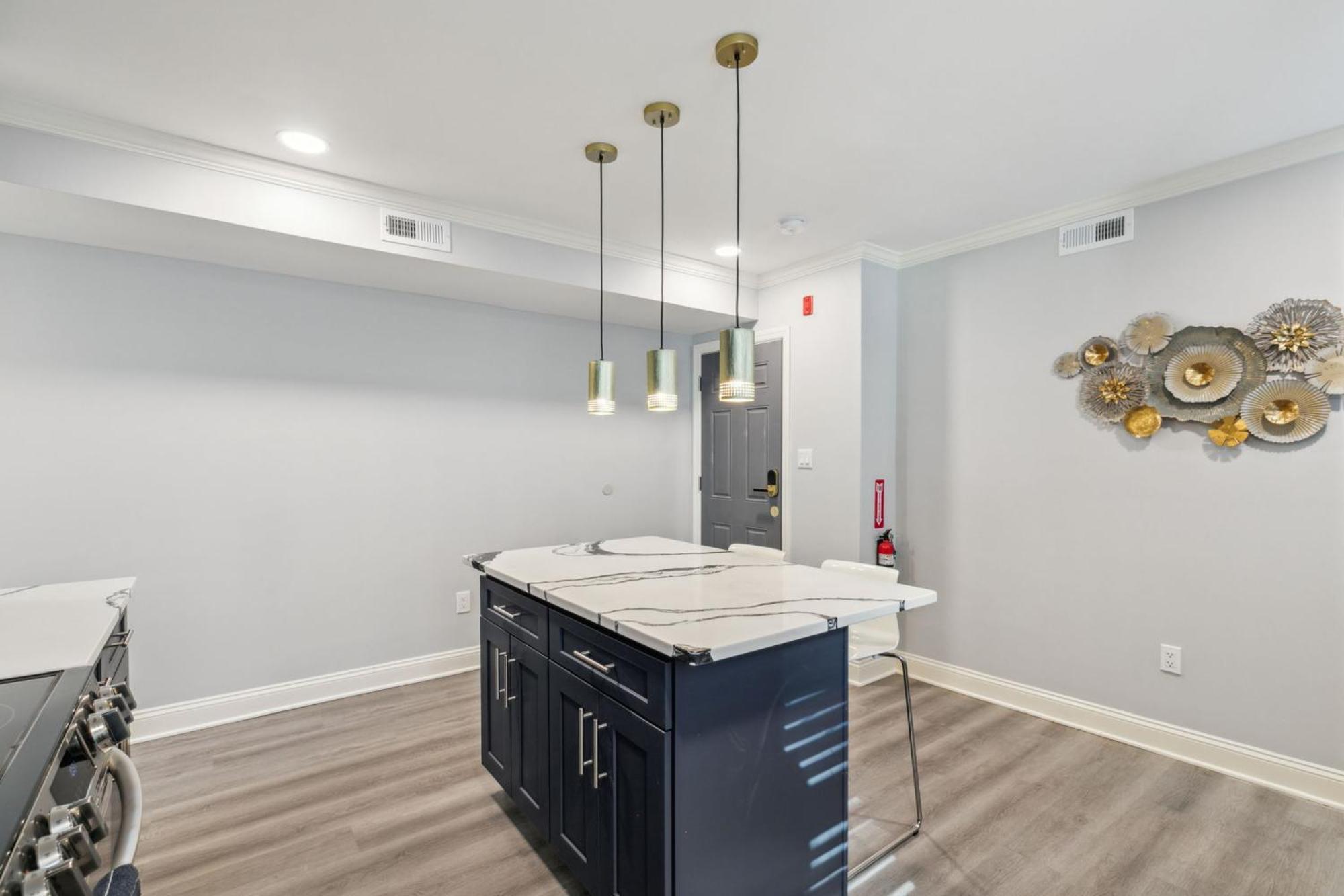 Alina & Fanny - Callowhill Apartment Philadelphia